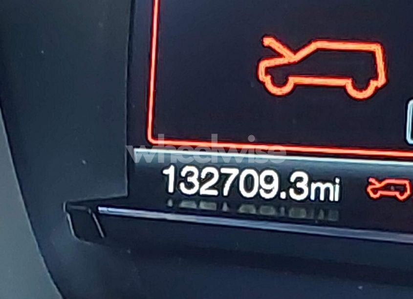 Photo 15 of 2018 Ford Explorer XLT (VIN 1FM5K8D84JGB46162)