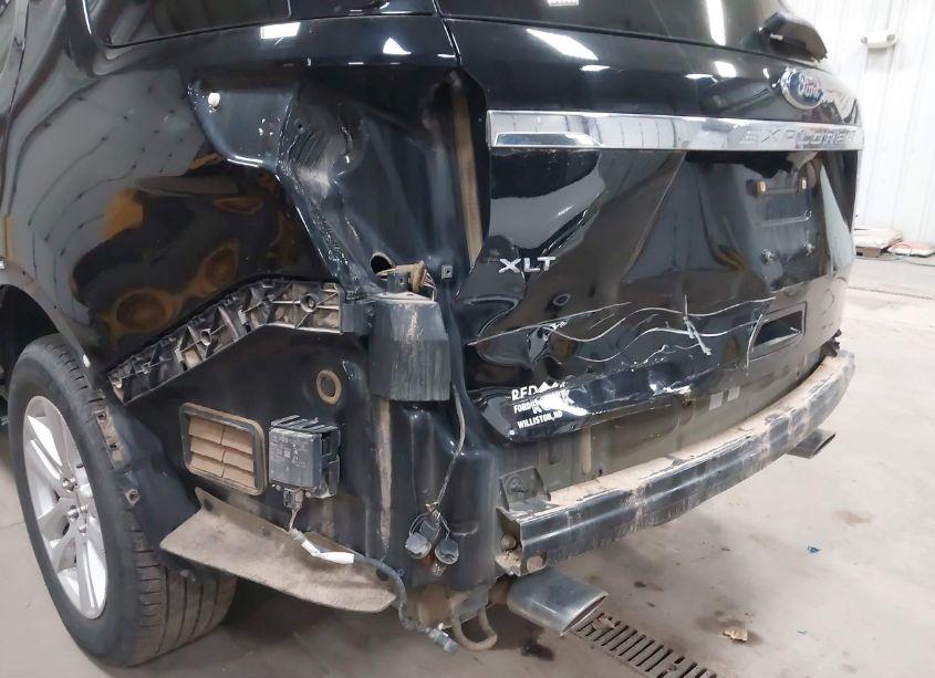 Photo 18 of 2018 Ford Explorer XLT (VIN 1FM5K8D84JGB48252)