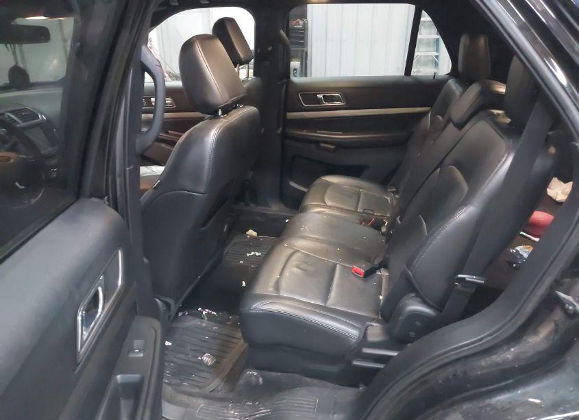 Photo 8 of 2018 Ford Explorer XLT (VIN 1FM5K8D84JGB48252)