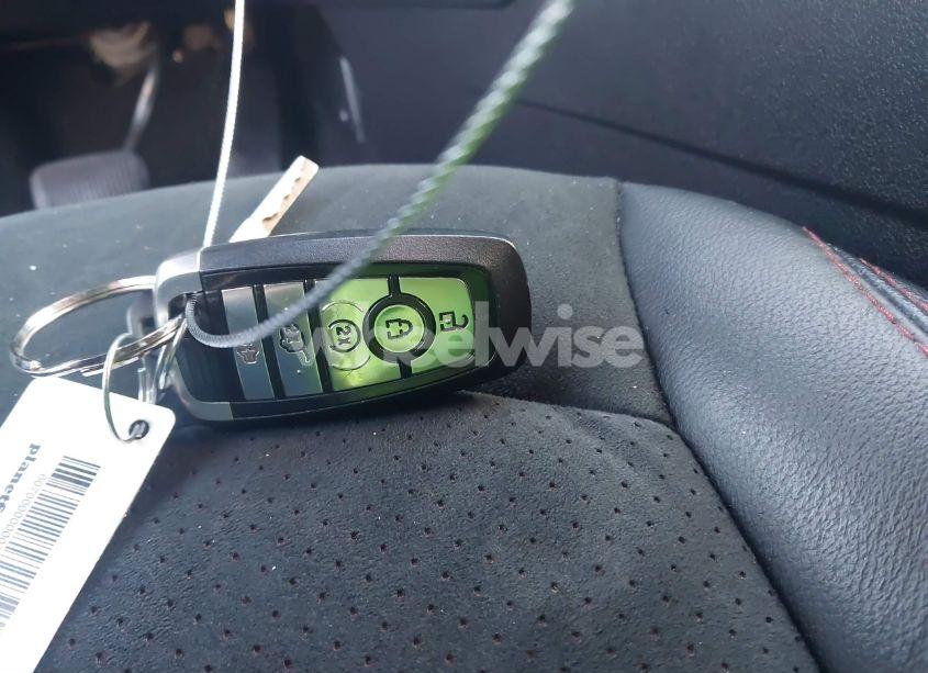 Photo 11 of 2019 Ford Explorer XLT (VIN 1FM5K8D84KGA83131)