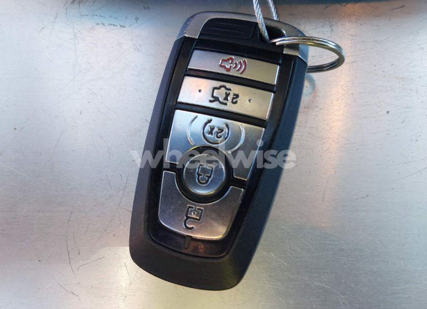 Photo 11 of 2019 Ford Explorer XLT (VIN 1FM5K8D84KGB25877)