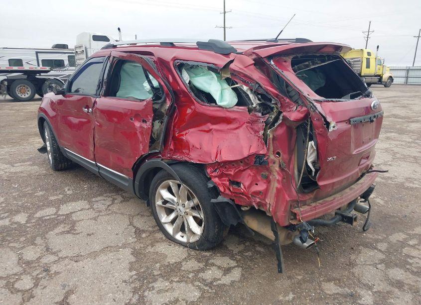 Photo 3 of 2013 Ford Explorer XLT (VIN 1FM5K8D85DGA12328)