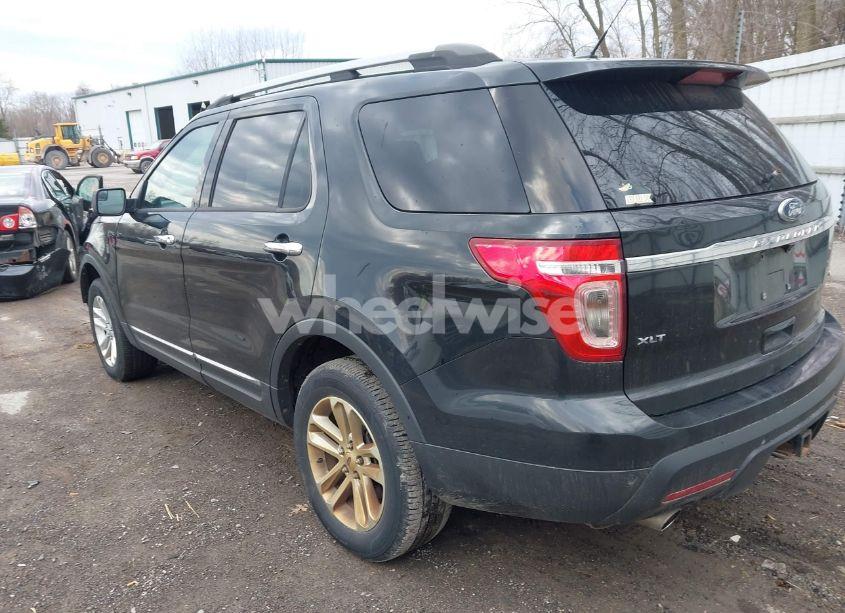 Photo 3 of 2013 Ford Explorer XLT (VIN 1FM5K8D85DGA12586)