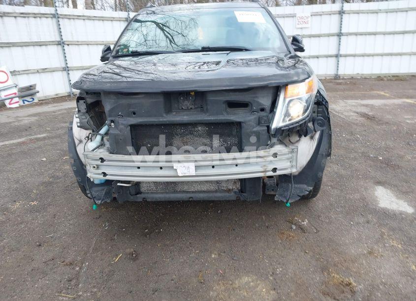 Photo 6 of 2013 Ford Explorer XLT (VIN 1FM5K8D85DGA12586)