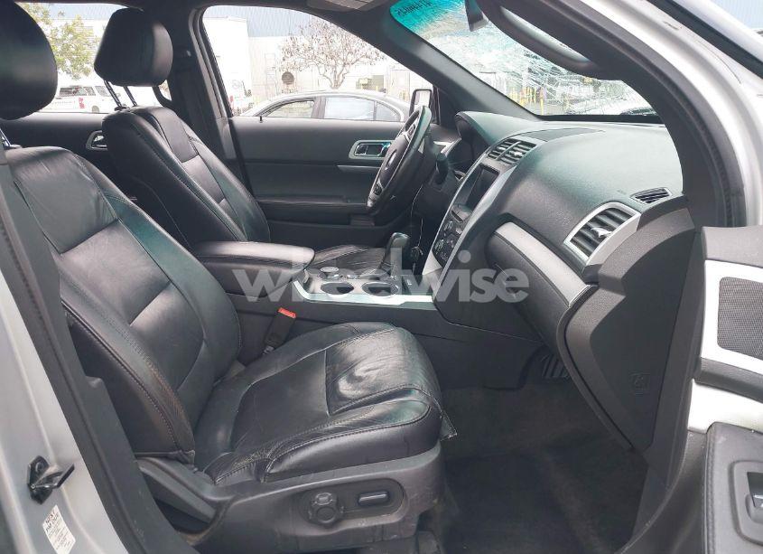 Photo 5 of 2013 Ford Explorer XLT (VIN 1FM5K8D85DGA38220)