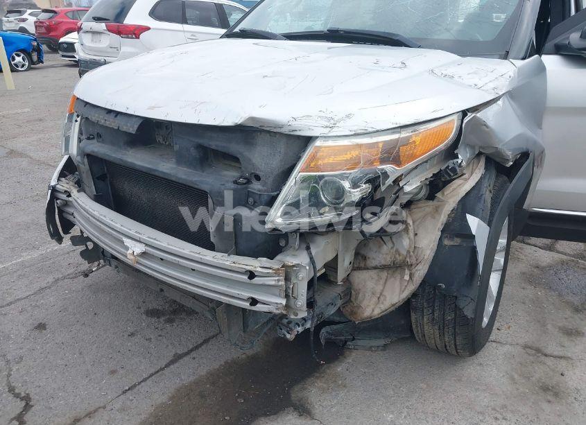 Photo 6 of 2013 Ford Explorer XLT (VIN 1FM5K8D85DGA38220)