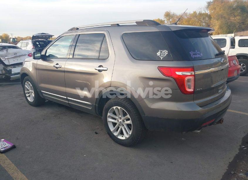 Photo 3 of 2013 Ford Explorer XLT (VIN 1FM5K8D85DGA55051)
