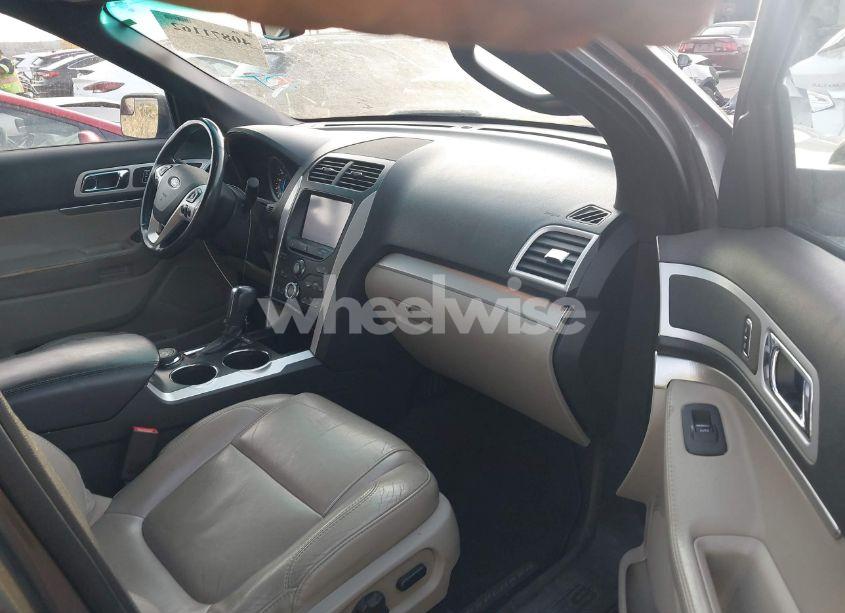 Photo 5 of 2013 Ford Explorer XLT (VIN 1FM5K8D85DGA55051)