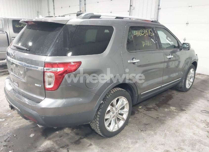 Photo 4 of 2013 Ford Explorer XLT (VIN 1FM5K8D85DGA58127)