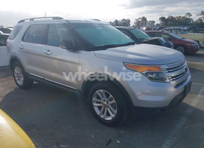 2013 Ford Explorer XLT (VIN 1FM5K8D85DGB08296) main photo