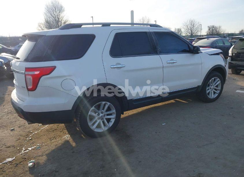 Photo 4 of 2013 Ford Explorer XLT (VIN 1FM5K8D85DGC03862)