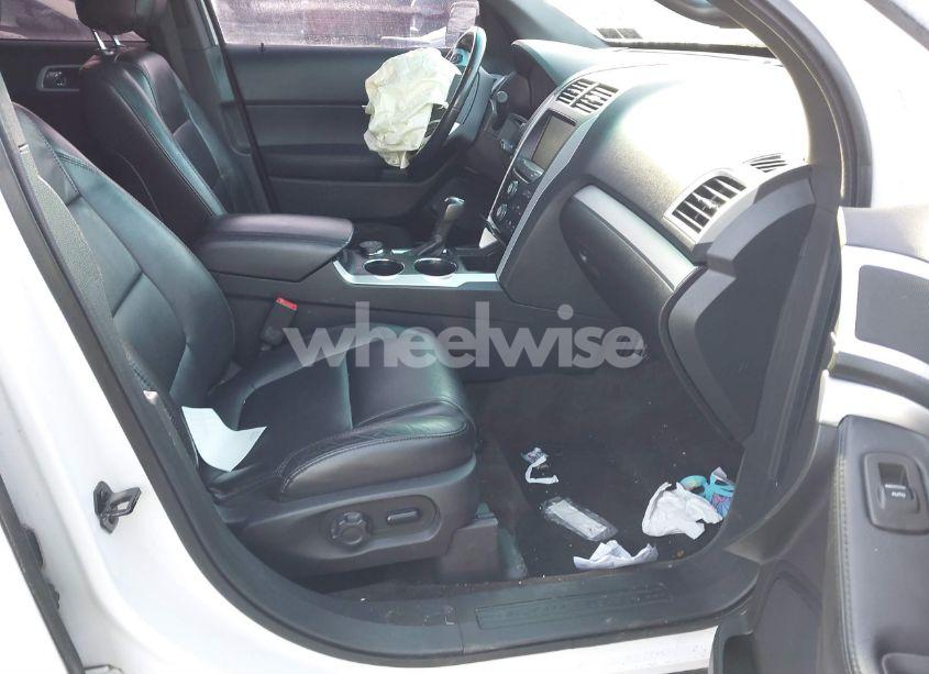 Photo 5 of 2013 Ford Explorer XLT (VIN 1FM5K8D85DGC03862)