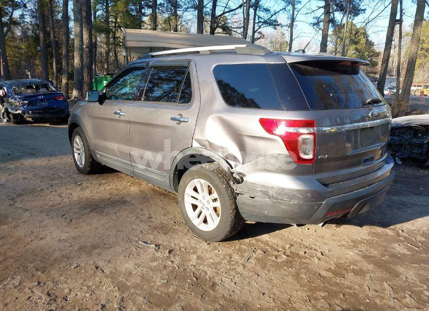 Photo 3 of 2013 Ford Explorer XLT (VIN 1FM5K8D85DGC58490)