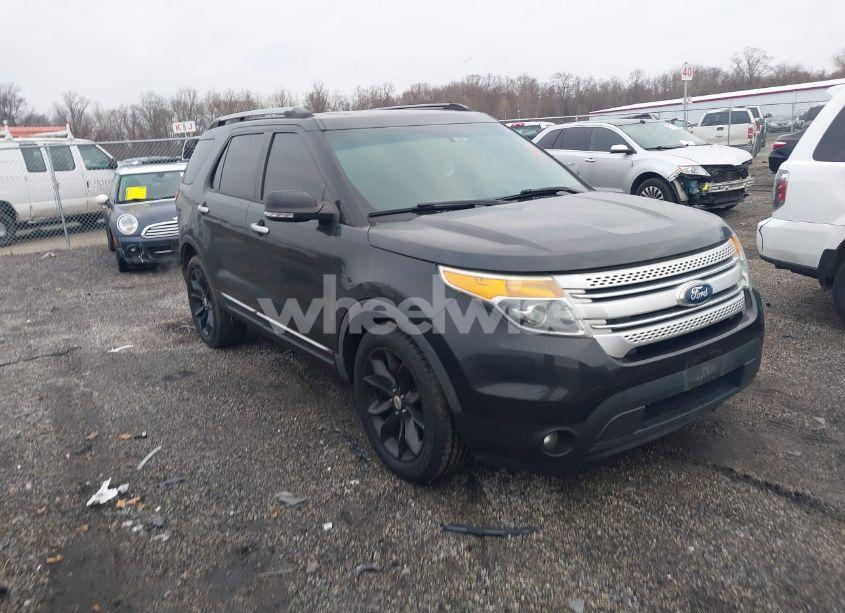 2014 Ford Explorer XLT (VIN 1FM5K8D85EGA07342) main photo