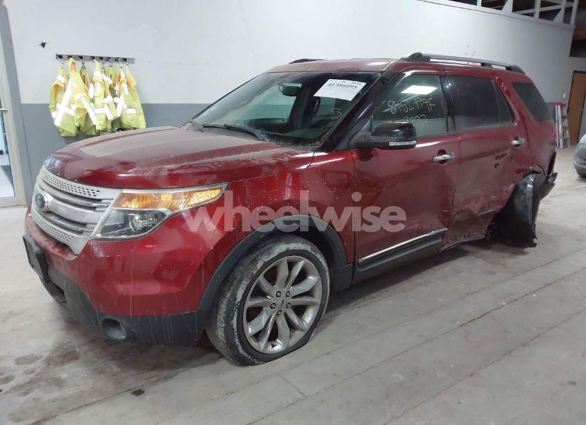 Photo 2 of 2014 Ford Explorer XLT (VIN 1FM5K8D85EGA29227)