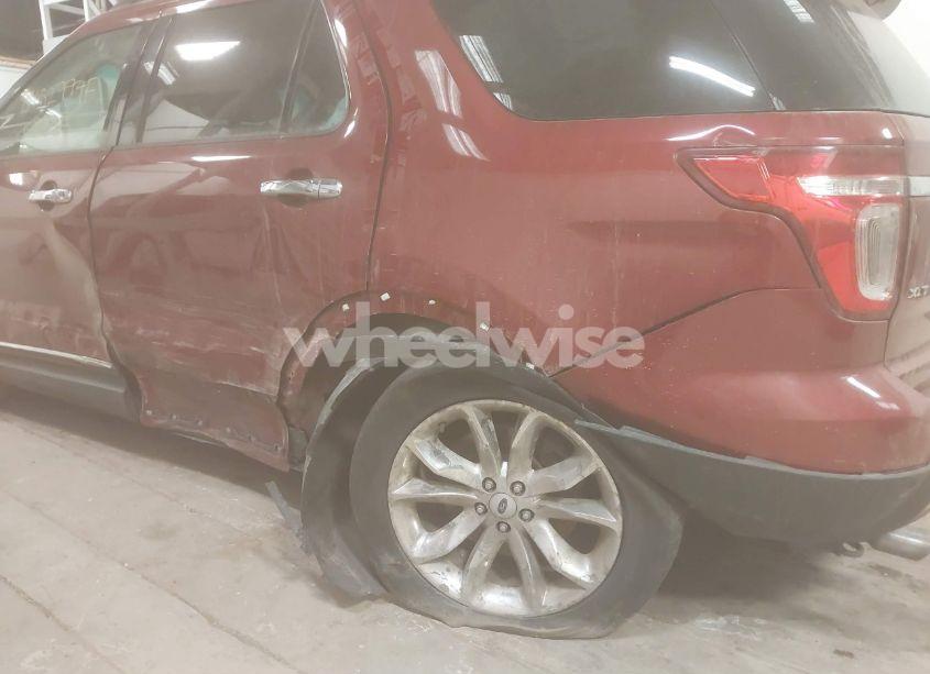 Photo 6 of 2014 Ford Explorer XLT (VIN 1FM5K8D85EGA29227)