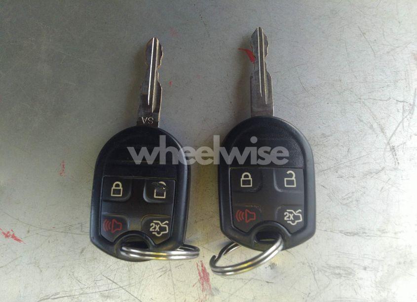 Photo 11 of 2014 Ford Explorer XLT (VIN 1FM5K8D85EGA87029)