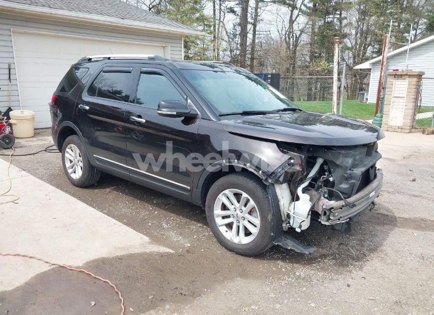 2014 Ford Explorer XLT (VIN 1FM5K8D85EGB62117) main photo