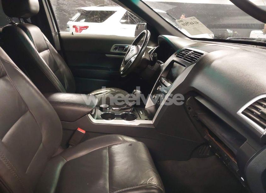 Photo 5 of 2014 Ford Explorer XLT (VIN 1FM5K8D85EGC09405)