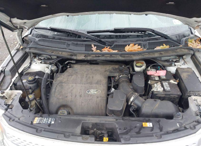 Photo 10 of 2015 Ford Explorer XLT (VIN 1FM5K8D85FGA07228)