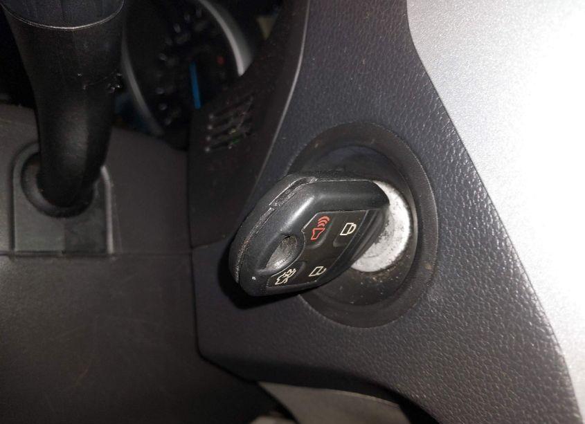 Photo 11 of 2015 Ford Explorer XLT (VIN 1FM5K8D85FGA17029)