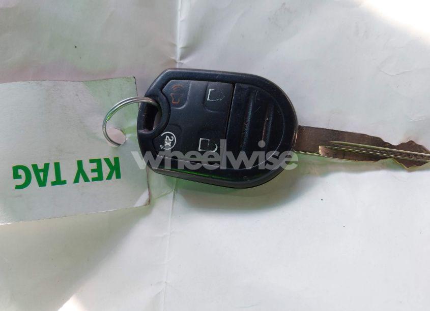 Photo 11 of 2015 Ford Explorer XLT (VIN 1FM5K8D85FGB70297)