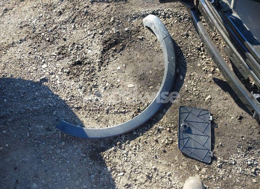 Photo 12 of 2015 Ford Explorer XLT (VIN 1FM5K8D85FGB70297)