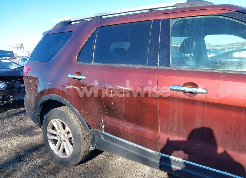 Photo 6 of 2015 Ford Explorer XLT (VIN 1FM5K8D85FGB70297)