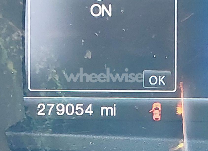 Photo 15 of 2015 Ford Explorer XLT (VIN 1FM5K8D85FGB74186)