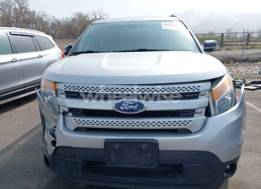 Photo 12 of 2015 Ford Explorer XLT (VIN 1FM5K8D85FGC52546)