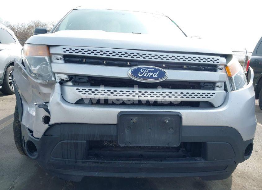 Photo 6 of 2015 Ford Explorer XLT (VIN 1FM5K8D85FGC52546)