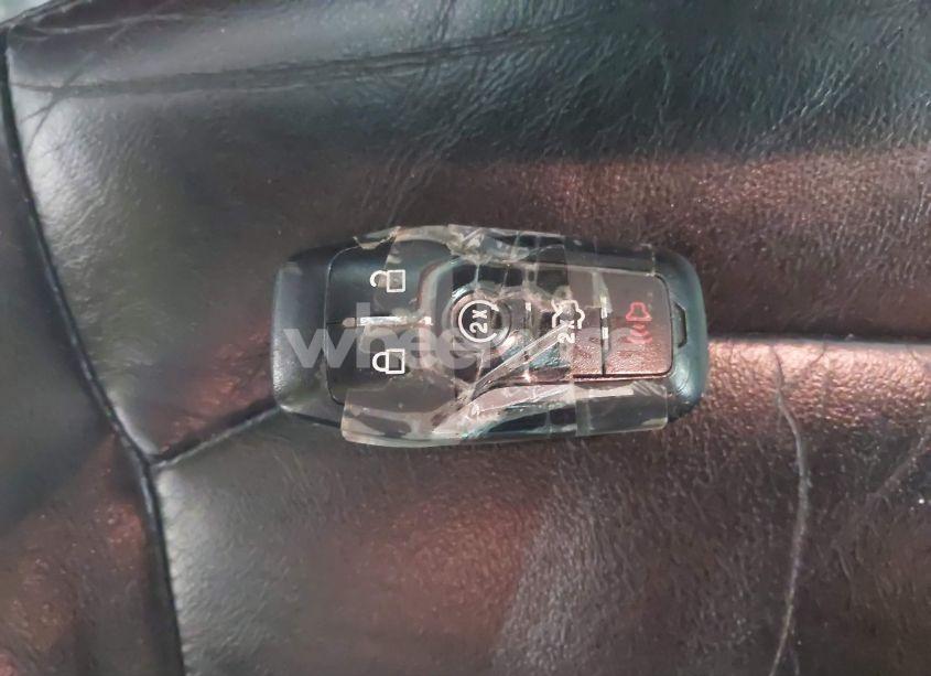 Photo 11 of 2016 Ford Explorer XLT (VIN 1FM5K8D85GGA81606)