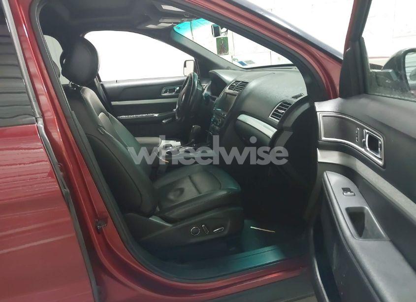 Photo 5 of 2016 Ford Explorer XLT (VIN 1FM5K8D85GGA81606)