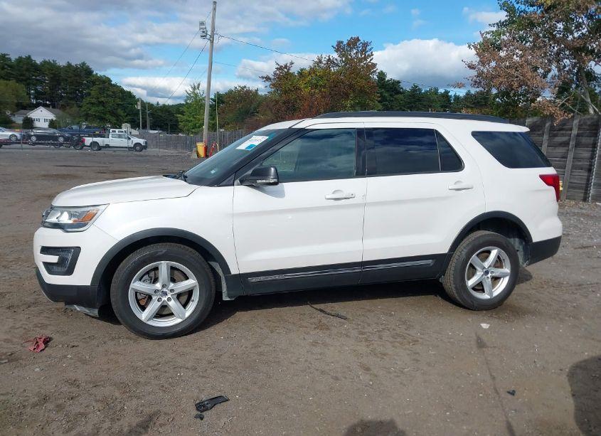 Photo 14 of 2016 Ford Explorer XLT (VIN 1FM5K8D85GGA88569)