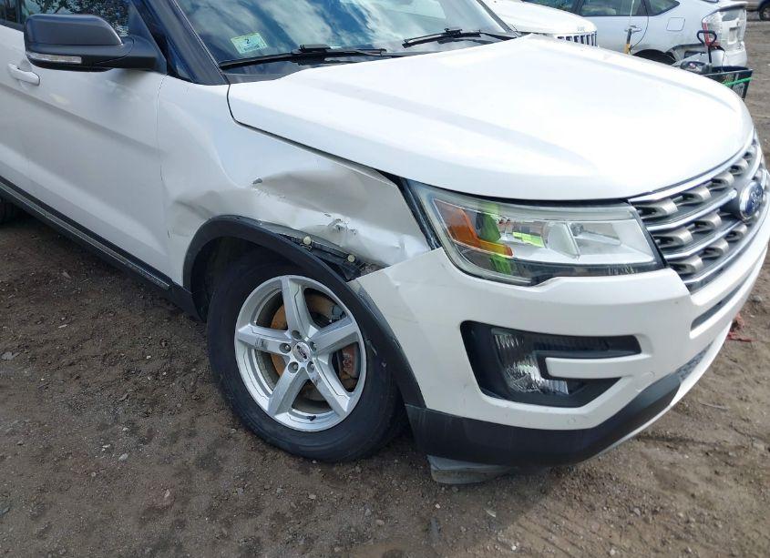 Photo 6 of 2016 Ford Explorer XLT (VIN 1FM5K8D85GGA88569)