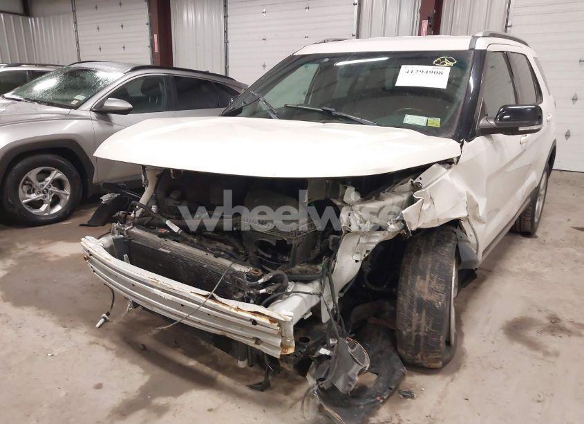 Photo 6 of 2016 Ford Explorer XLT (VIN 1FM5K8D85GGA94520)