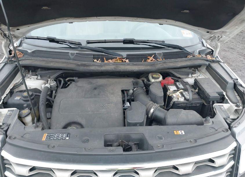 Photo 10 of 2016 Ford Explorer XLT (VIN 1FM5K8D85GGB38466)