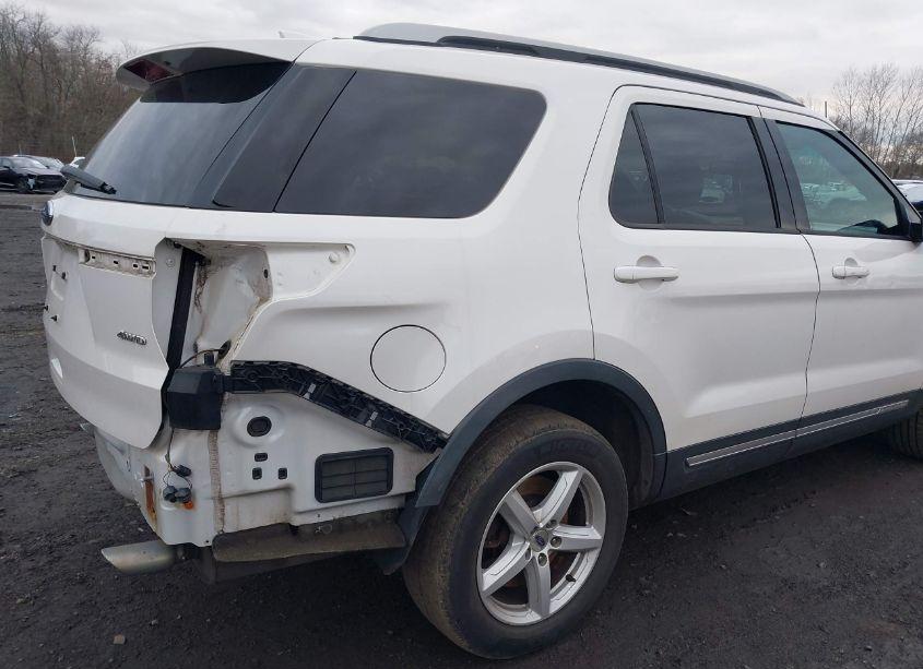 Photo 17 of 2016 Ford Explorer XLT (VIN 1FM5K8D85GGB38466)