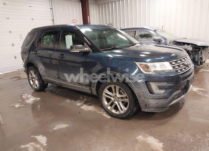 2016 Ford Explorer XLT (VIN 1FM5K8D85GGB70947) main photo