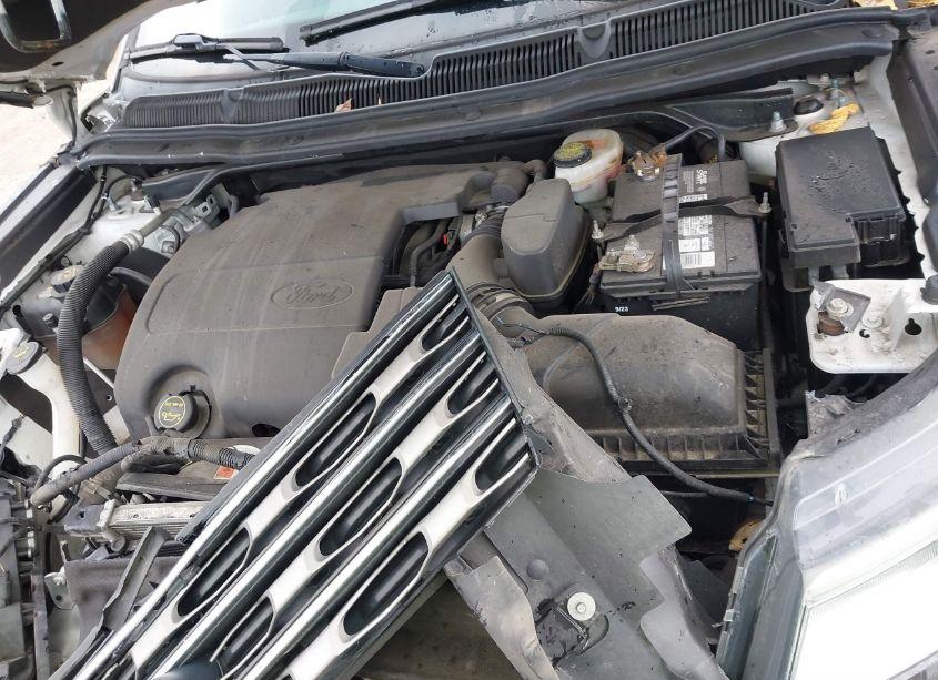 Photo 10 of 2016 Ford Explorer XLT (VIN 1FM5K8D85GGB73671)