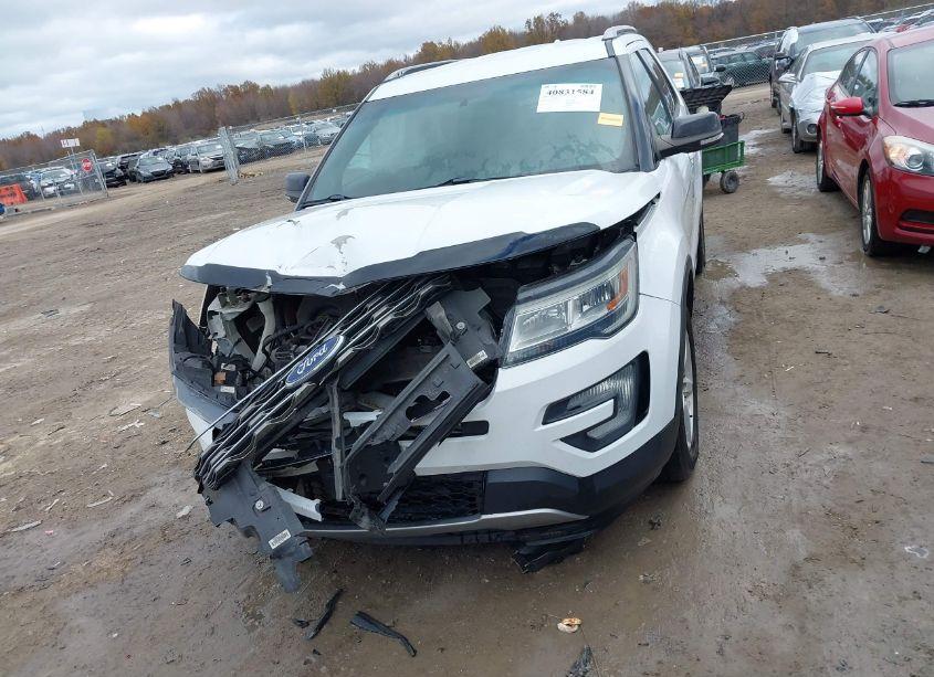 Photo 12 of 2016 Ford Explorer XLT (VIN 1FM5K8D85GGB73671)