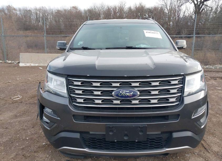 Photo 12 of 2016 Ford Explorer XLT (VIN 1FM5K8D85GGC08757)