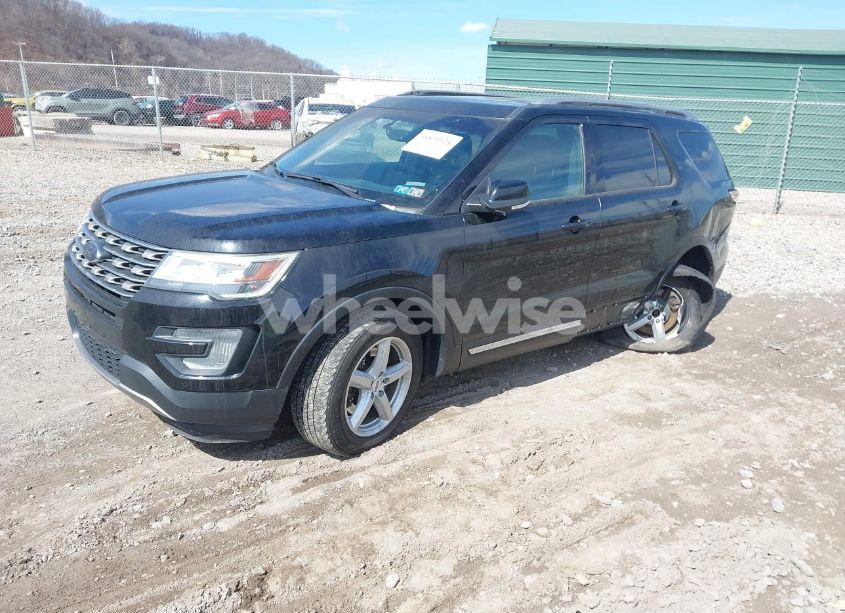 Photo 2 of 2016 Ford Explorer XLT (VIN 1FM5K8D85GGD08583)