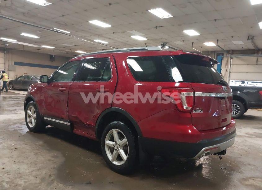 Photo 3 of 2016 Ford Explorer XLT (VIN 1FM5K8D85GGD18739)