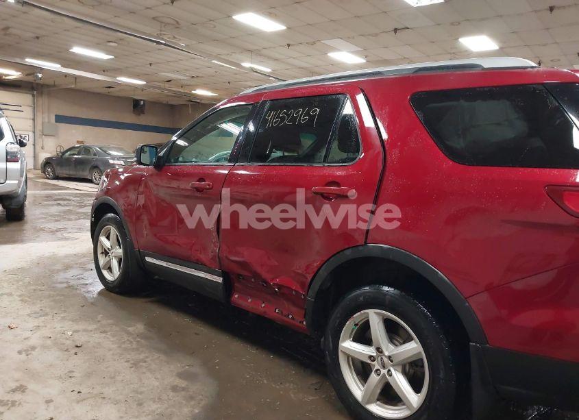 Photo 6 of 2016 Ford Explorer XLT (VIN 1FM5K8D85GGD18739)