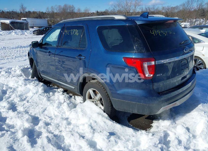 Photo 3 of 2016 Ford Explorer XLT (VIN 1FM5K8D85GGD19678)