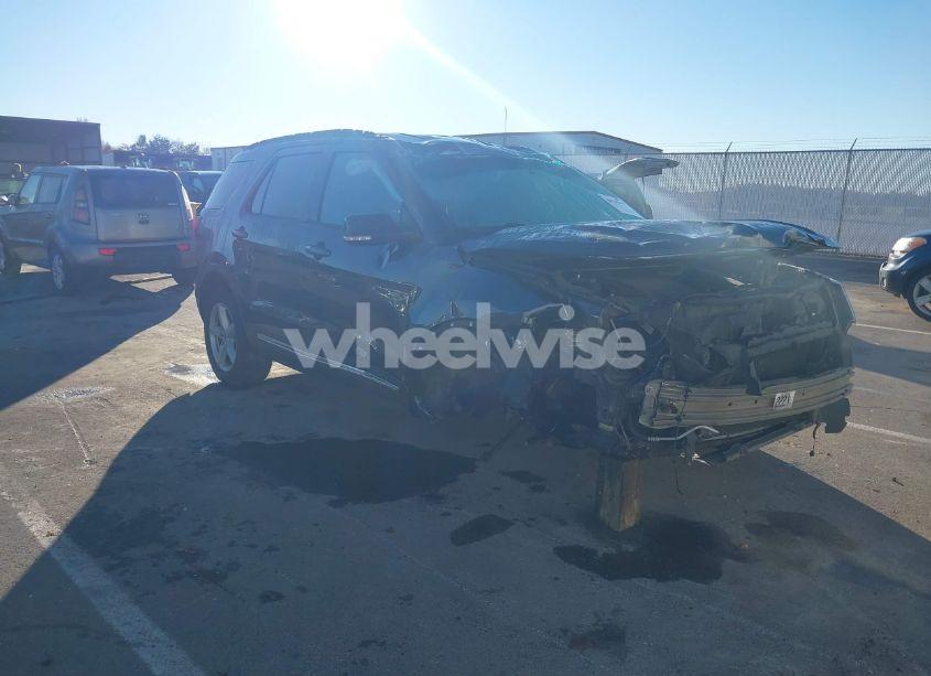 2017 Ford Explorer XLT (VIN 1FM5K8D85HGA06163) main photo