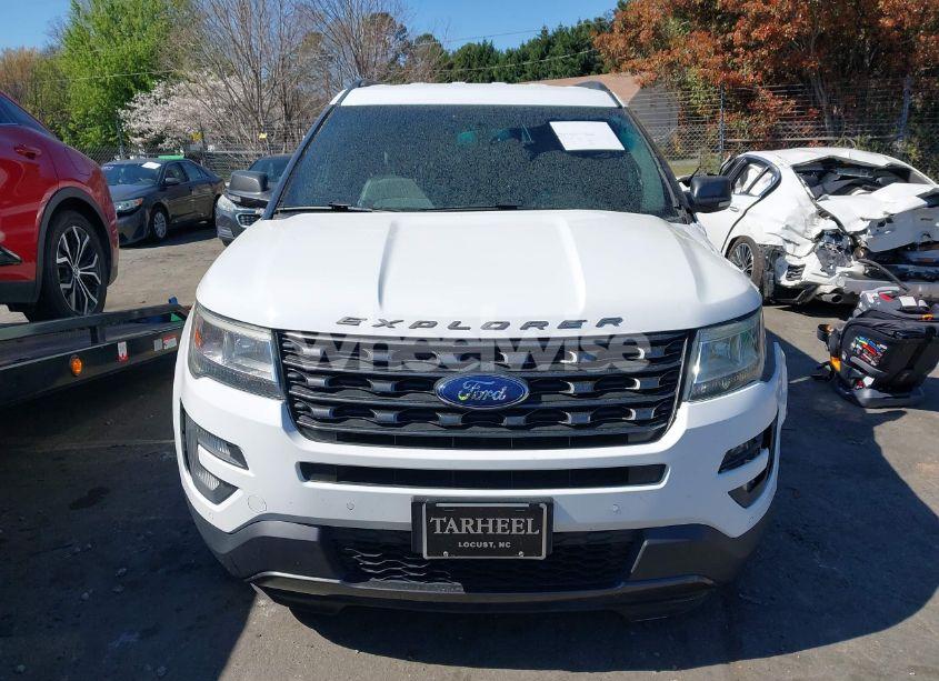 Photo 12 of 2017 Ford Explorer XLT (VIN 1FM5K8D85HGB48819)