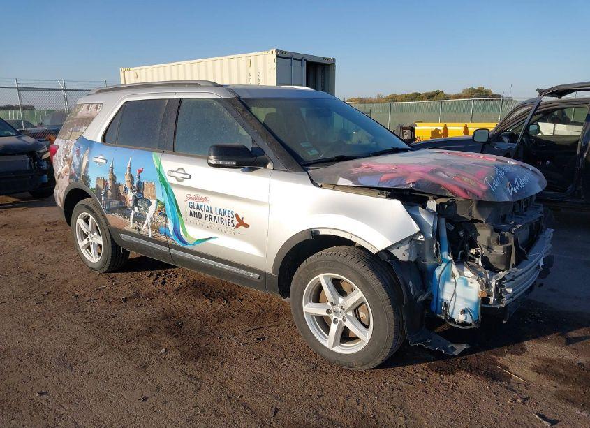 2017 Ford Explorer XLT (VIN 1FM5K8D85HGE11861) main photo