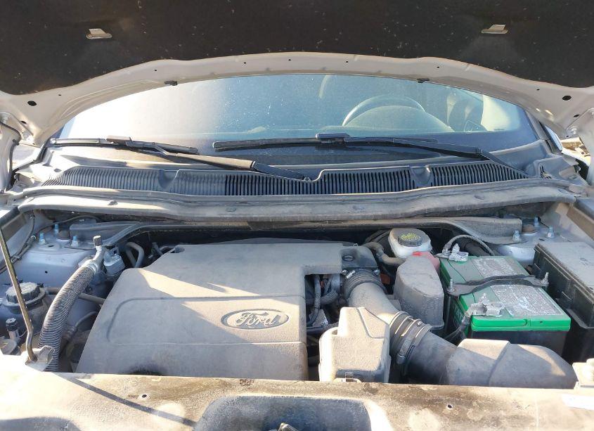 Photo 10 of 2017 Ford Explorer XLT (VIN 1FM5K8D85HGE11861)